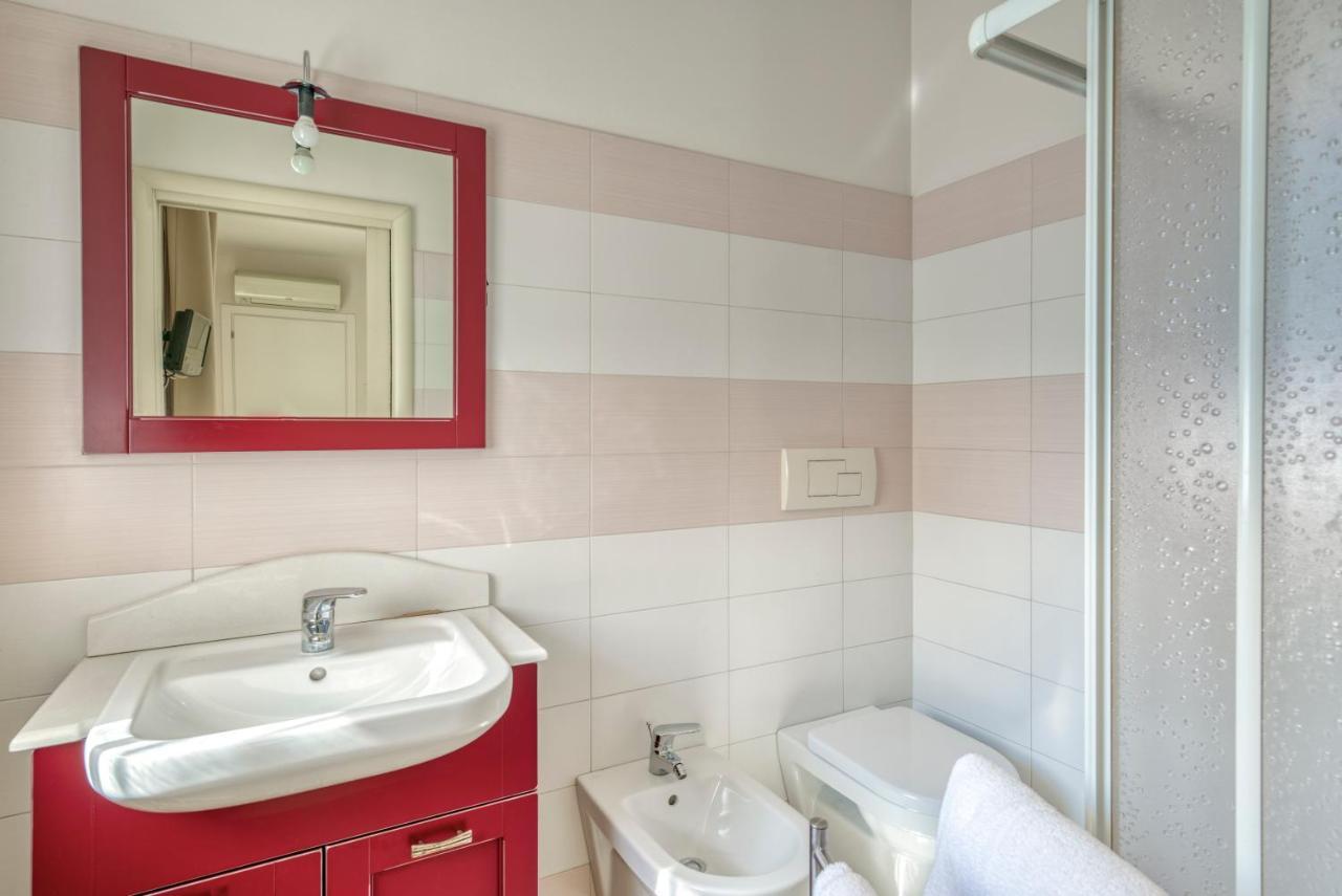 Villa Liberty Darfo Boario Terme ภายนอก รูปภาพ